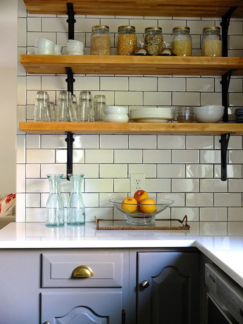 Фотография: в стиле , Кухня и столовая, Классический, Эклектика, Декор интерьера, Квартира, США, Интерьерный стиль, Дизайн интерьера, Декор, Белый, Переделка, Ремонт, Серый, ИКЕА, паркет, отделка, отделка пола, косметический ремонт, экспресс-ремонт – фото на INMYROOM Фотография: в стиле , Кухня и столовая, Классический, Эклектика, Декор интерьера, Квартира, США, Интерьерный стиль, Дизайн интерьера, Декор, Белый, Переделка, Ремонт, Серый, ИКЕА, паркет, отделка, отделка пола, косметический ремонт, экспресс-ремонт – фото на INMYROOM