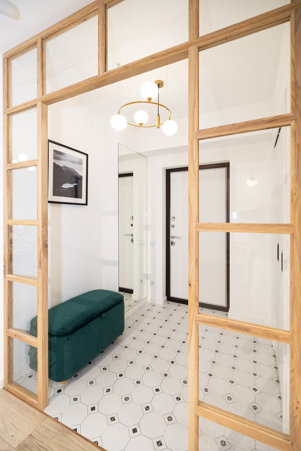 Фотография: Прихожая в стиле Современный, Квартира, Проект дня, Сочи, Блочный дом, 3 комнаты, 60-90 метров, Красная Поляна, современный с элементами минимализма и скандинавского стиля, Анна Терентьева – фото на INMYROOM