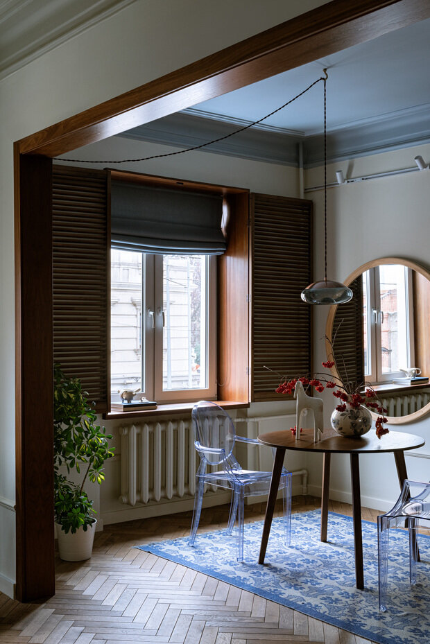 Фотография: Кухня и столовая в стиле Современный, Квартира, Проект дня, Сталинка, 3 комнаты, 40-60 метров, фото интерьера, дизайн интерьера фото, эклектика с элементами винтажа – фото на INMYROOM