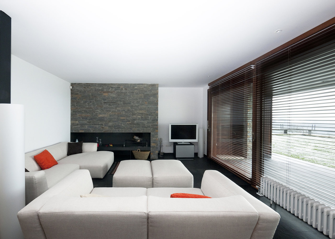 Фото из портфолио House in the Alps – фотографии дизайна интерьеров на INMYROOM Фото из портфолио House in the Alps – фотографии дизайна интерьеров на INMYROOM