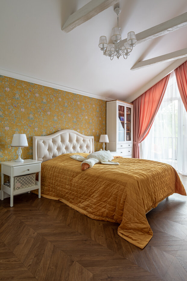 Фотография: Спальня в стиле Классический, Дом, Проект недели, Дом и дача, Ленинградская область, 4 и больше, Более 90 метров, Catch Design – фото на INMYROOM