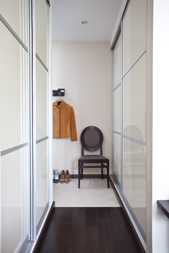 Фотография: Прихожая в стиле Современный, Квартира, Дома и квартиры – фото на INMYROOM Фотография: Прихожая в стиле Современный, Квартира, Дома и квартиры – фото на INMYROOM