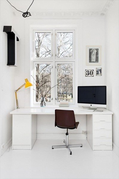 Фото из портфолио Белоснежный интерьер с яркими цветовыми пятнами – фотографии дизайна интерьеров на INMYROOM