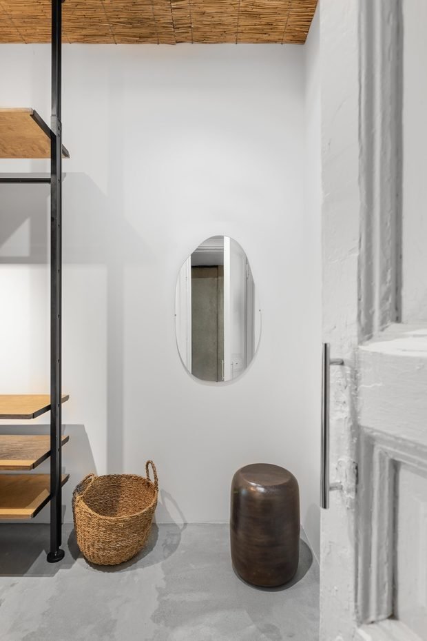 Фотография: Прихожая в стиле Лофт, Минимализм, Квартира, Проект недели, Москва, 2 комнаты, 40-60 метров, Саша Черных – фото на INMYROOM