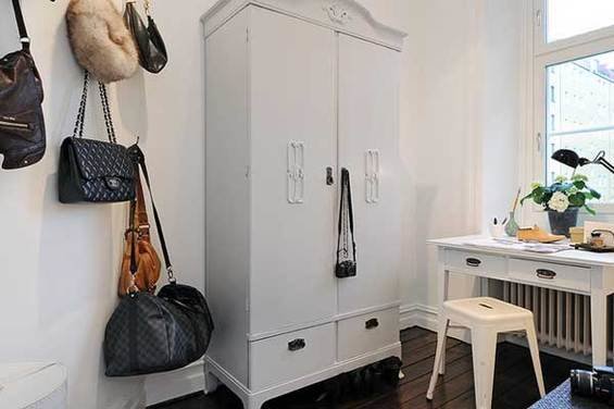 Фотография: Спальня в стиле Скандинавский, Квартира, Швеция, Мебель и свет, Дома и квартиры, Гетеборг – фото на INMYROOM