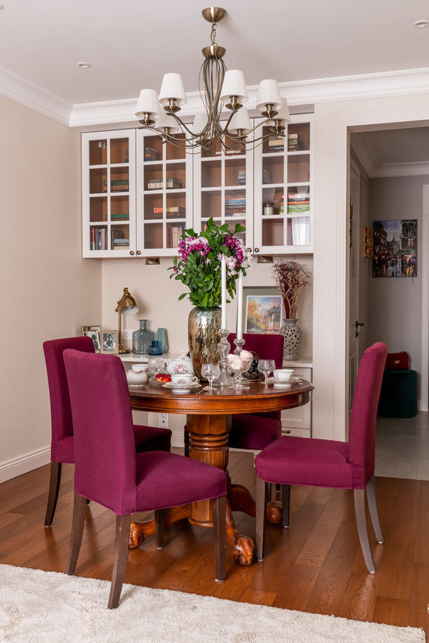 Фотография: Кухня и столовая в стиле Классический, Современный, Квартира, Проект недели, Москва, 2 комнаты, 40-60 метров, Наталья Широкорад – фото на INMYROOM