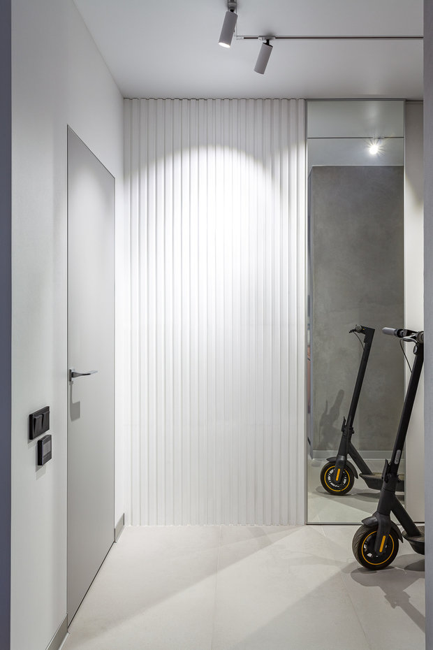 Фотография: Прихожая в стиле Современный, Минимализм, Квартира, Проект недели, Самара, 2 комнаты, 40-60 метров, HomeBox Interiors, Яна Феклина, Лидия Анищенко – фото на INMYROOM