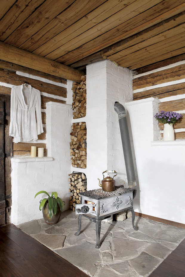 Фотография: Кухня и столовая в стиле Прованс и Кантри, Дом и дача, дача весной – фото на INMYROOM