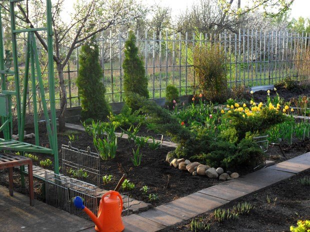 Фотография: Ландшафт в стиле , DIY, Архитектура, Аксессуары, Декор, Мебель и свет, Терраса, Советы, Дача, Оксана Шабалина, Мария Шумская, Степан Бугаев, Антон Севастьянов, Дизайнерский Первомай – фото на INMYROOM