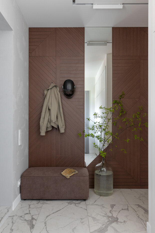 Фотография: Прихожая в стиле Современный, Дом, Проект дня, Дом и дача, Ленинградская область, 4 и больше, Более 90 метров, Светлана Куксова, минимализм с элементами современного дизайна – фото на INMYROOM