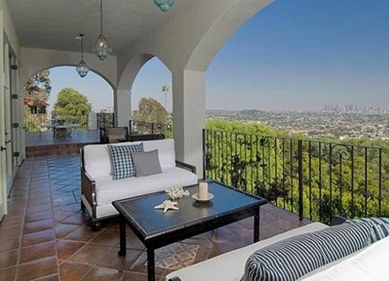 Фото из портфолио Балкон и терраса – фотографии дизайна интерьеров на INMYROOM