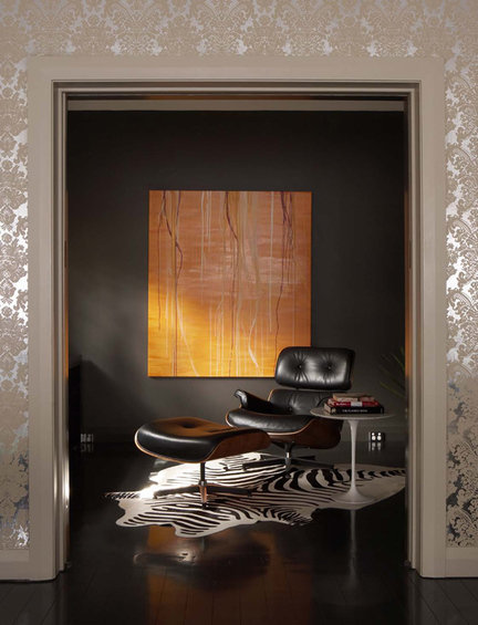 Фотография: Кабинет в стиле Эклектика, Декор интерьера, Декор дома, Цвет в интерьере, Ковер, Геометрия в интерьере – фото на INMYROOM