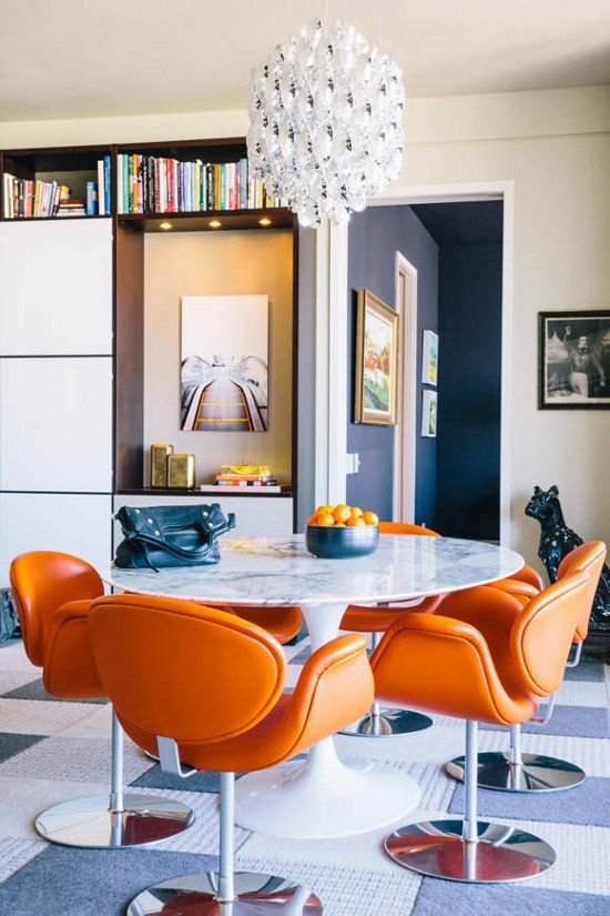 Фотография: Кухня и столовая в стиле Классический, Скандинавский, Современный, Эклектика, Декор интерьера, Дизайн интерьера, Цвет в интерьере, Оранжевый – фото на INMYROOM