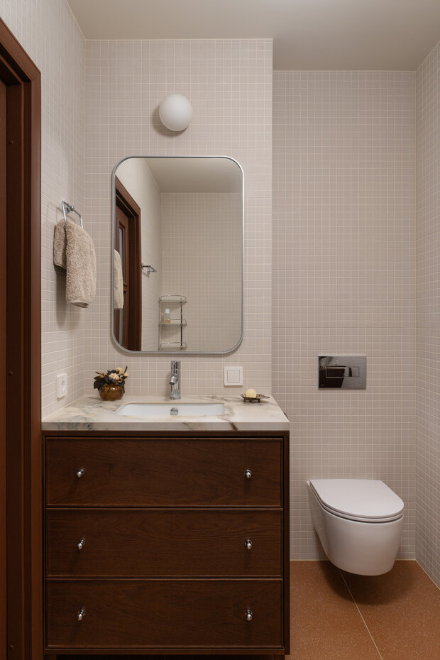 Фотография: Ванная в стиле Современный, Квартира, Проект дня, Санкт-Петербург, Кирпичный дом, 2 комнаты, Более 90 метров, Эксклюзивные проекты, Мария Онучина, Иван Миняев, эклектика с элементами винтажа – фото на INMYROOM