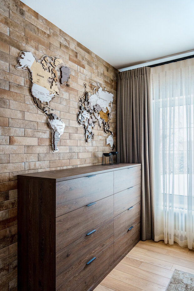 Интерьер прихожей в скандинавском стиле с элементами эко