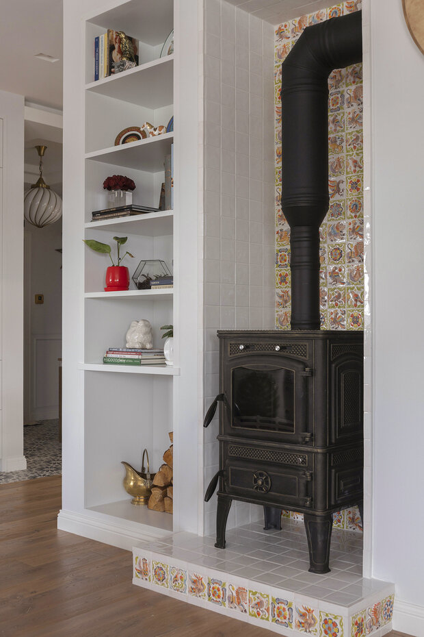 Фотография: Гостиная в стиле Классический, Эклектика, Квартира, Проект дня, Москва, 3 комнаты, Более 90 метров, современные интерьеры – фото на INMYROOM