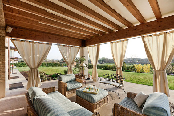 Фотография: Балкон, Терраса в стиле Прованс и Кантри, Классический, Современный – фото на INMYROOM