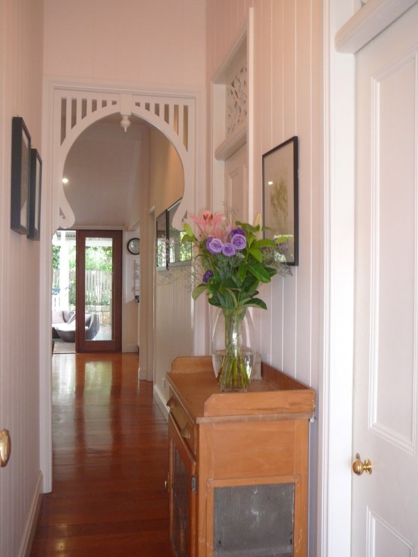 Фотография: Прихожая в стиле Прованс и Кантри, Интерьер комнат, Ковер, Шкаф – фото на INMYROOM