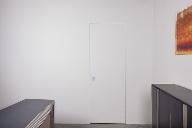 Фото из портфолио Скрытые двери INVISIBLE – фотографии дизайна интерьеров на INMYROOM