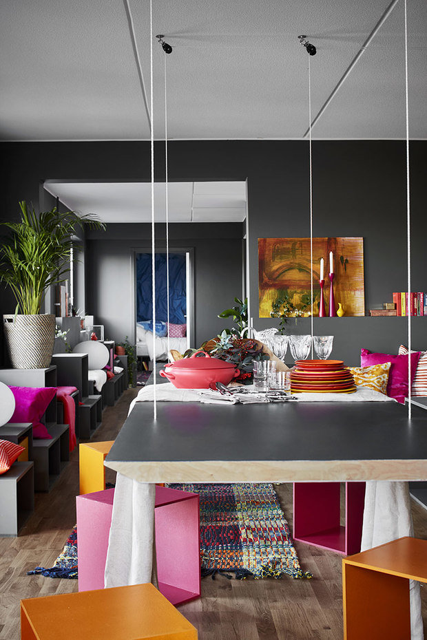 Фото из портфолио "Социальный дом": Трехкомнатная квартира в трех версиях – фотографии дизайна интерьеров на INMYROOM