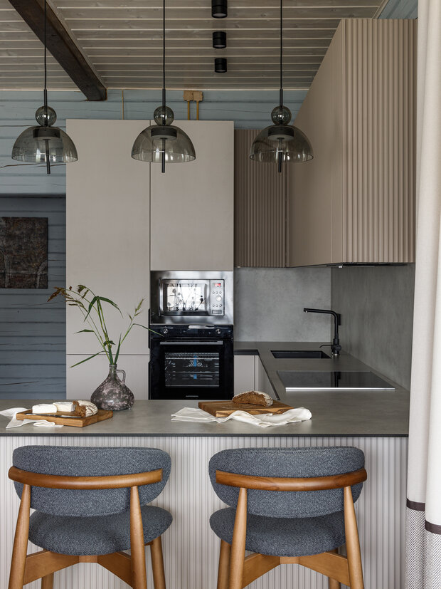 Фотография: Кухня и столовая в стиле Современный, Дом, Проект дня, Дом и дача, 4 и больше, Более 90 метров, Уфа, Лариса Байракова – фото на INMYROOM