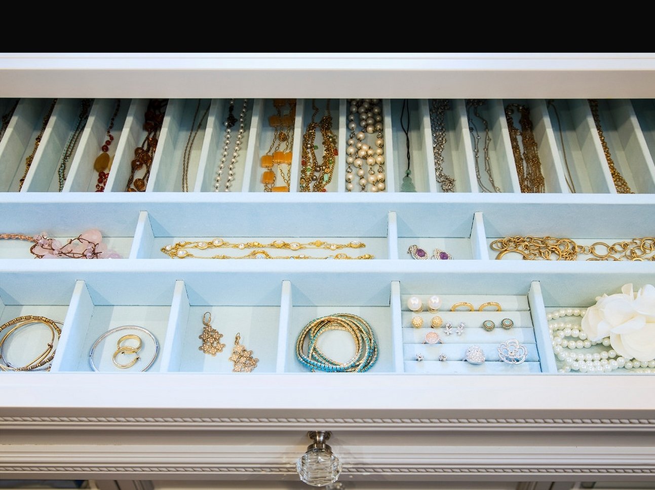 Фотография: Аксессуары в стиле , Гардеробная, Хранение, Стиль жизни, Советы, Системы хранения, Украшения – фото на INMYROOM