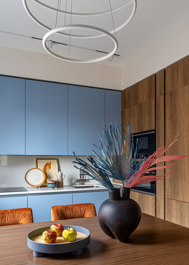 Фотография: Кухня и столовая в стиле Современный, Квартира, Проект недели, Москва, «Уютная квартира», 2 комнаты, 40-60 метров – фото на INMYROOM