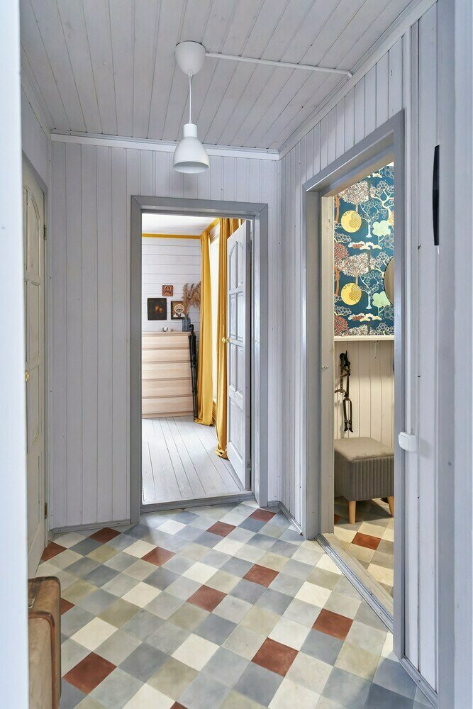 Фотография: Прихожая в стиле Скандинавский, Эклектика, Винтажный, Проект дня, Дача, Дом и дача, Ирина Собыленская, Сергиев Посад, 2 комнаты, 40-60 метров – фото на INMYROOM