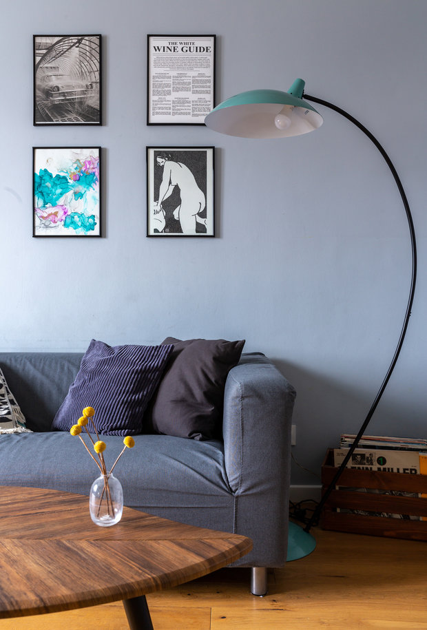 Фотография: Гостиная в стиле Скандинавский, Эклектика, Квартира, Белый, Проект недели, Зеленый, Желтый, Серый, Бирюзовый, Эко, 3 комнаты, 60-90 метров – фото на INMYROOM