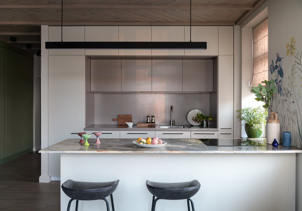 Фотография: Кухня и столовая в стиле Современный, Эклектика, Квартира, Проект недели, Новосибирск, 3 комнаты, 60-90 метров, Александра Протасова, Студия Протасовой Александры – фото на INMYROOM