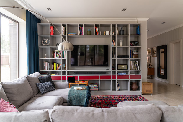 Фотография: Гостиная в стиле Скандинавский, Эклектика, Дом, Проект недели, Более 90 метров, Дарья Сиротина, Roomer – фото на INMYROOM