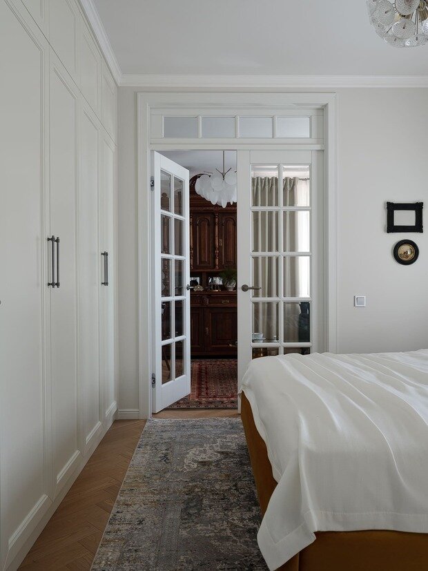 Фотография: Спальня в стиле Современный, Эклектика, Винтажный, Малогабаритная квартира, Квартира, Проект дня, Москва, Монолитный дом, 2 комнаты, 40-60 метров, Маргарита Зенова, современный с элементами классики и минимализмом, М-Бюро, Александра Багрицевич – фото на INMYROOM