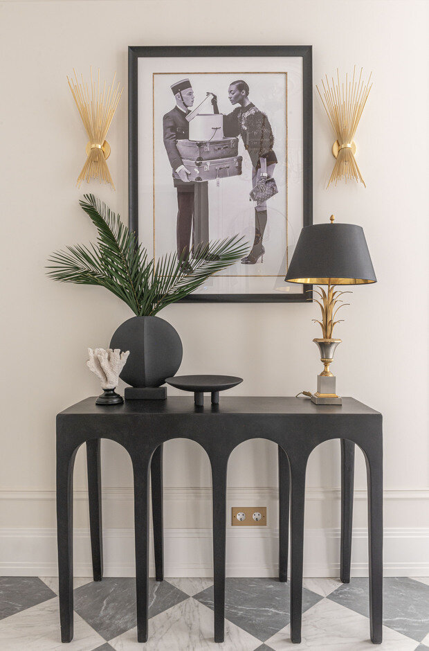 Фотография: Прихожая в стиле Классический, Современный, Квартира, Проект дня, Кирпичный дом, 2 комнаты, 60-90 метров, Оксана Пастернак – фото на INMYROOM