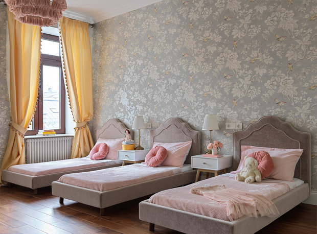 Фотография: Детская в стиле Классический, Эклектика, Квартира, Проект недели, Москва, 4 и больше, Более 90 метров, Татьяна Полянская, Марина Кибизова, Ольга Комарова – фото на INMYROOM