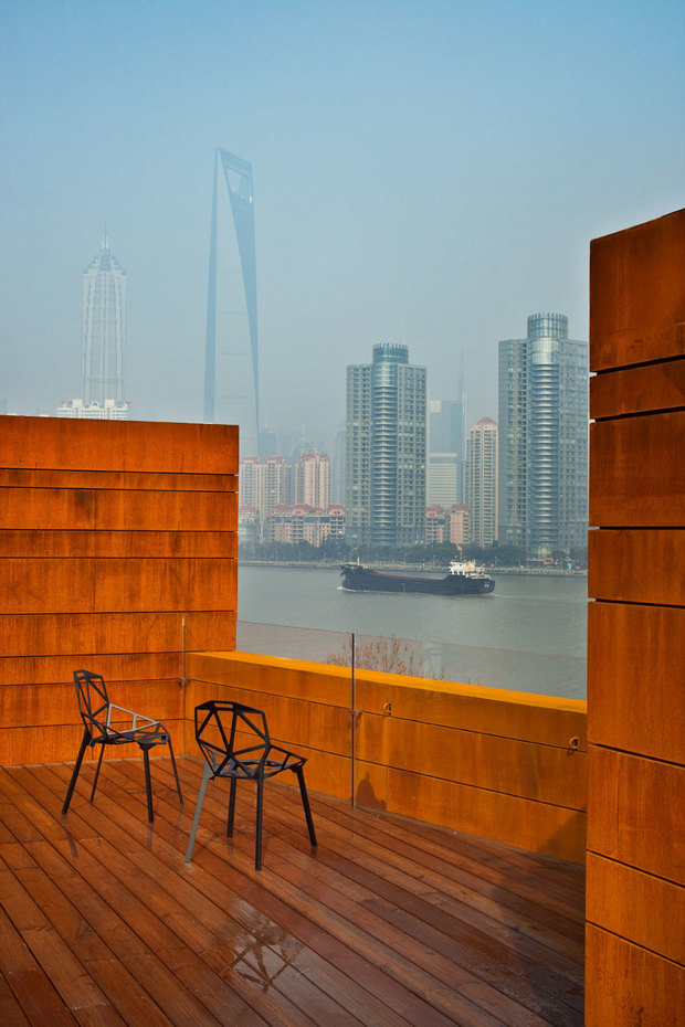 Фотография: Балкон, Терраса в стиле Современный, Дома и квартиры, Городские места – фото на INMYROOM