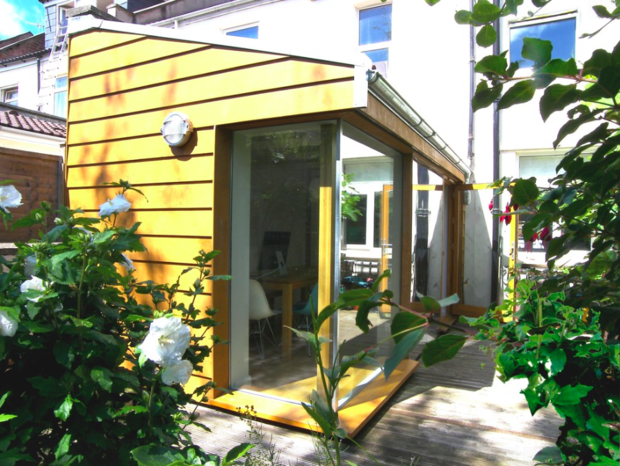 Фотография: Кухня и столовая в стиле Современный, Декор интерьера, Малогабаритная квартира, Великобритания, Архитектура, Декор, Терраса, Советы, Белый, Проект недели, Перепланировка, Переделка, Ремонт на практике – фото на INMYROOM