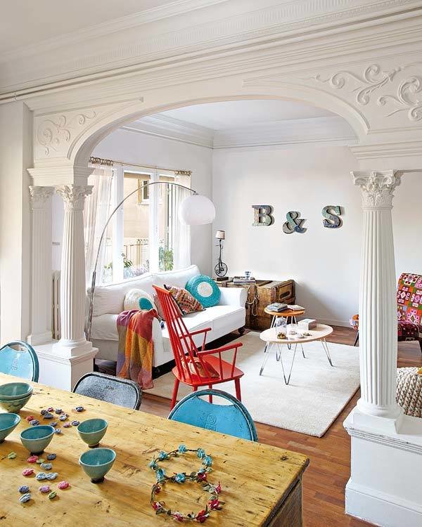 Фотография: Гостиная в стиле Прованс и Кантри, Классический, Современный, Эклектика, Декор интерьера, Интерьер комнат, Цвет в интерьере, Проект недели, Стены – фото на INMYROOM