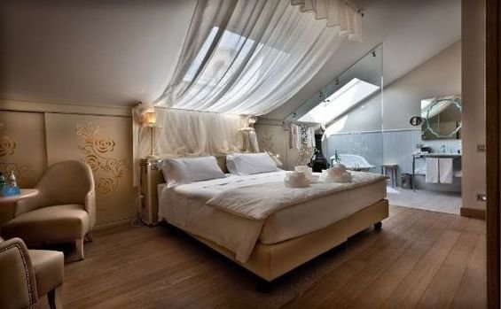 Фотография: в стиле , Дома и квартиры, Городские места, Отель, Модерн, Милан, Замок – фото на INMYROOM