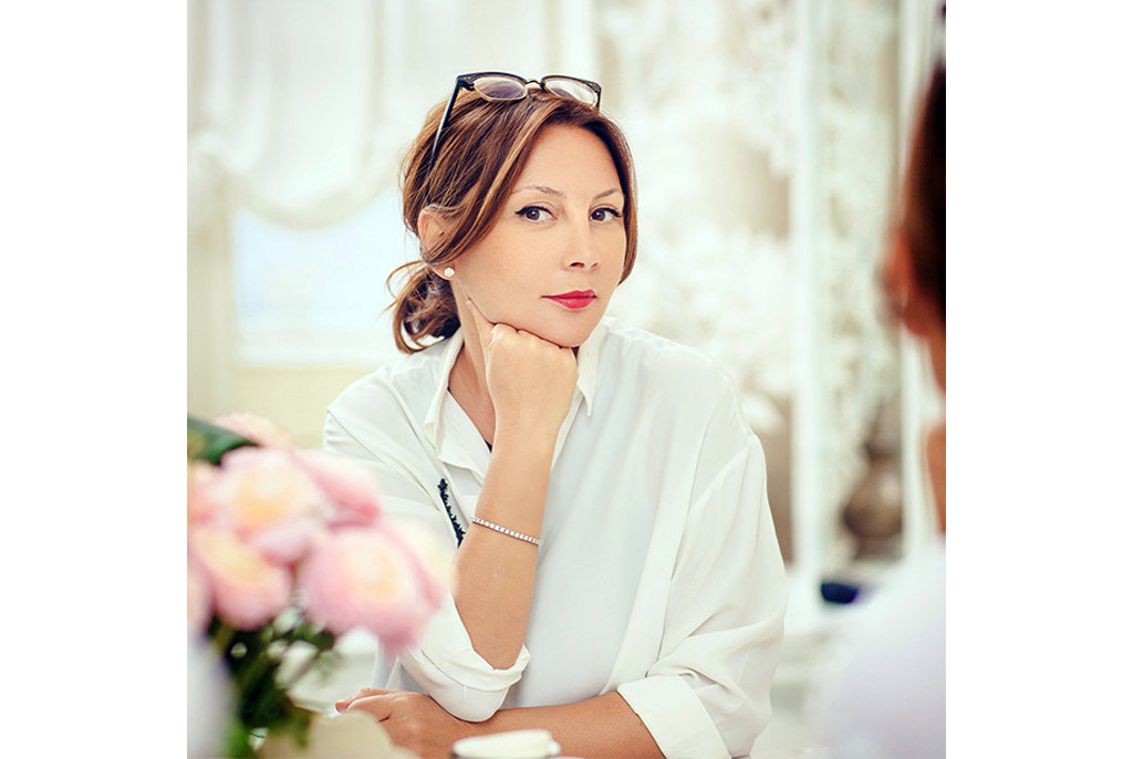 Дизайнер Лейла Улуханли Дизайнер Лейла Улуханли