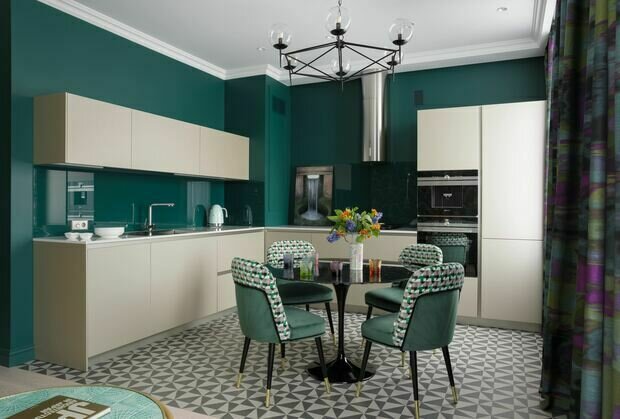 Фотография: Кухня и столовая в стиле Современный, Эклектика, Квартира, Проект недели, Санкт-Петербург, Дженни Яснец, Светлана Дьякова, Сталинка, 3 комнаты, 60-90 метров, Art Spice Studio – фото на INMYROOM
