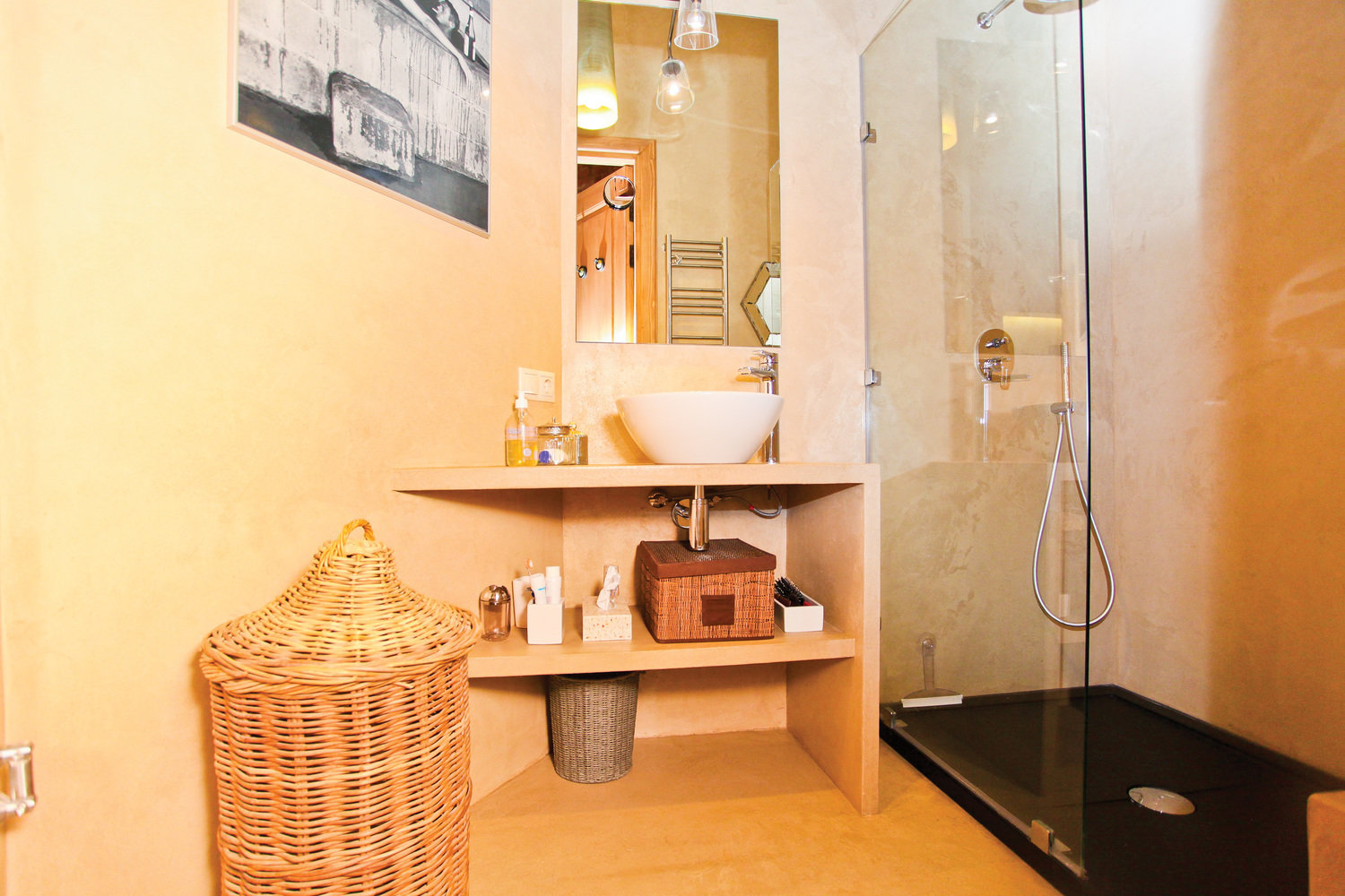 Фотография: Ванная в стиле , Лофт, Декор интерьера, Дом, Дома и квартиры, Стена – фото на INMYROOM