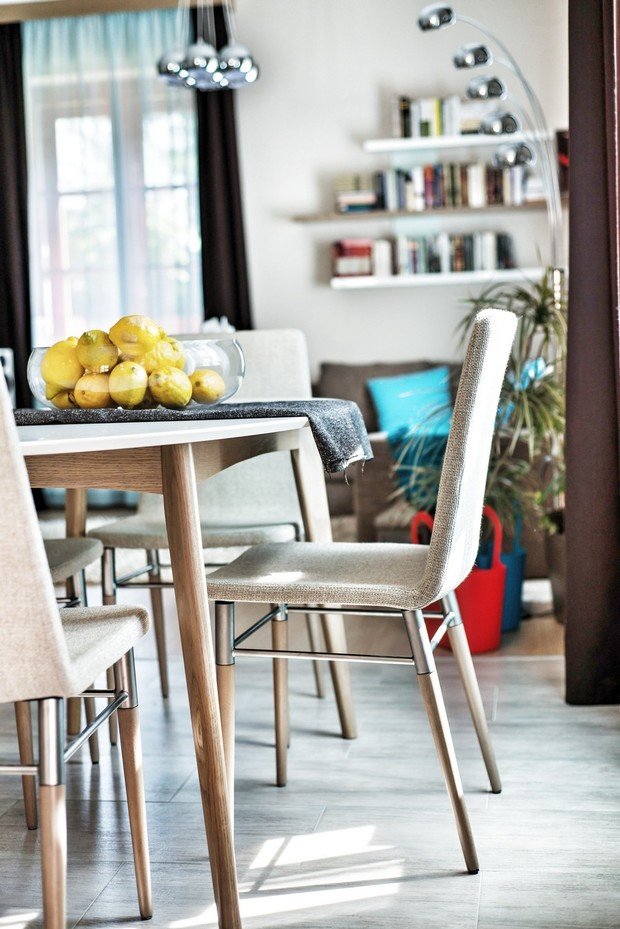 Фотография: Кухня и столовая в стиле Скандинавский, Современный, Эклектика, Квартира, Цвет в интерьере, Дома и квартиры, Лестница, Бирюзовый, Будапешт – фото на INMYROOM