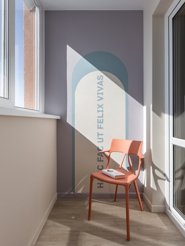 Фразы на латыни стали фишкой интерьера.