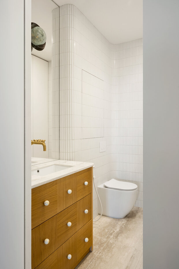 Фотография: Ванная в стиле Современный, Квартира, Проект дня, Москва, 3 комнаты, Более 90 метров, минимализм, современный, фото интерьера, дизайн интерьера фото, винтаж/ретро, Валерия Разумова – фото на INMYROOM