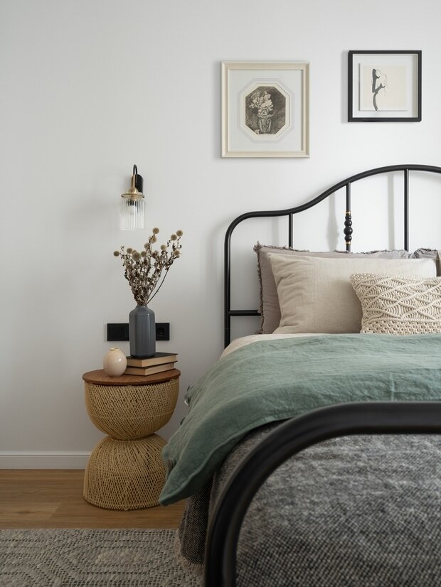 Фотография: Спальня в стиле Скандинавский, Современный, Минимализм, Квартира, Проект недели, Санкт-Петербург, 3 комнаты, 40-60 метров, Нина Клюс – фото на INMYROOM