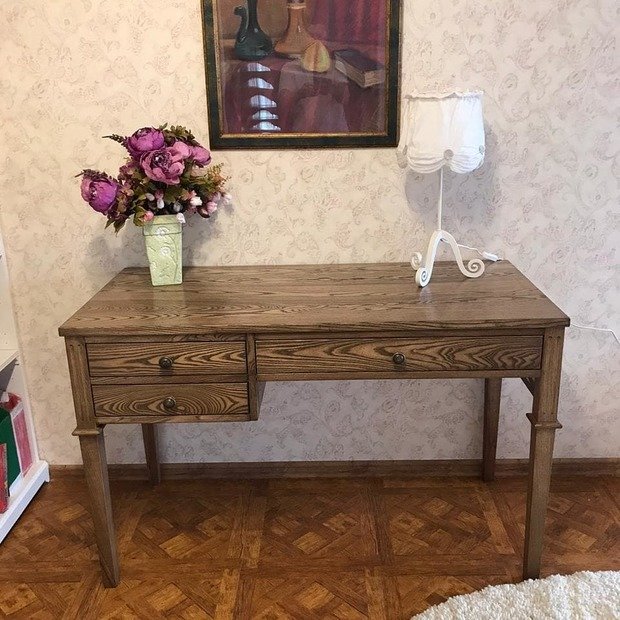 Фото из портфолио Письменные столы – фотографии дизайна интерьеров на INMYROOM