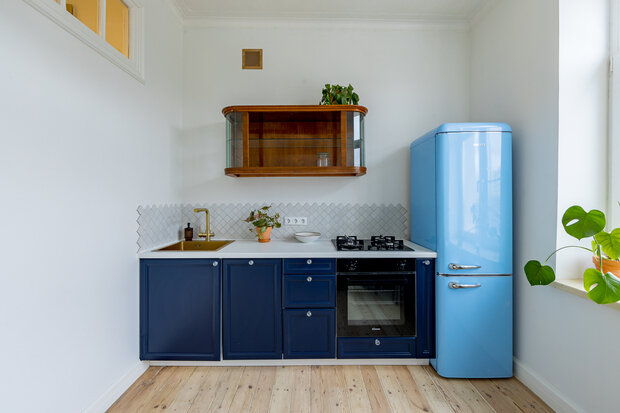 Фотография: Кухня и столовая в стиле Скандинавский, Эклектика, Винтажный, Квартира, Проект недели, Москва, Сталинка, Кирпичный дом, 2 комнаты, 40-60 метров, Анастасия Разливанова, Ольга Гусева – фото на INMYROOM