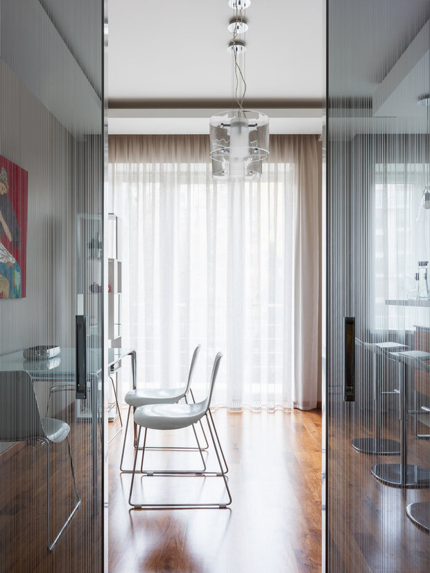 Фотография: Кухня и столовая в стиле Современный, Минимализм, Квартира, Проект дня, Москва, Михаил Новинский, 3 комнаты, 60-90 метров, Патриаршие пруды – фото на INMYROOM