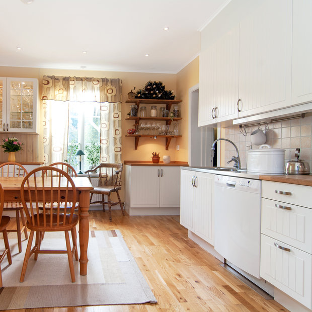 Фотография: Кухня и столовая в стиле Скандинавский, Современный, Декор интерьера, Карта покупок, Индустрия, Тема месяца, Встраиваемая техника – фото на INMYROOM