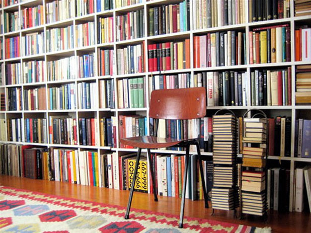 Фотография: в стиле Современный, Системы хранения, Библиотека, Домашняя библиотека – фото на INMYROOM Фотография: в стиле Современный, Системы хранения, Библиотека, Домашняя библиотека – фото на INMYROOM